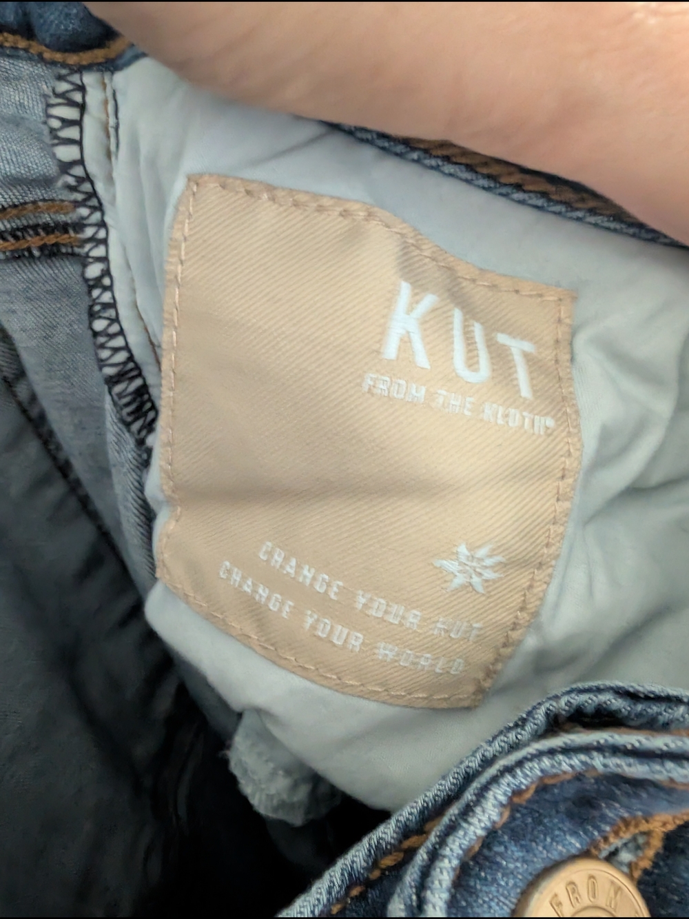Kut from the Kloth Women's Charlotte Wide Leg Denim Jeans 14W - Picture 4 of 9